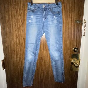 Denim jeans with zipper on the side